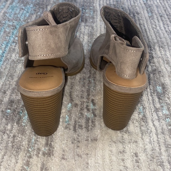 GAP Suede Slingback Peep Toe Mules - Picture 2 of 9